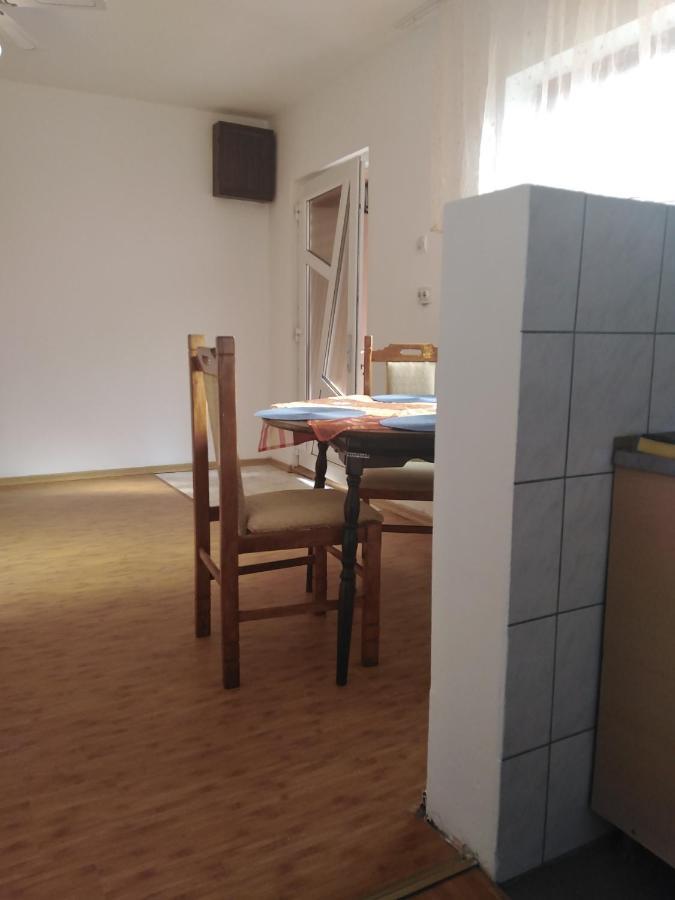 Apartament S&F Dej Bagian luar foto