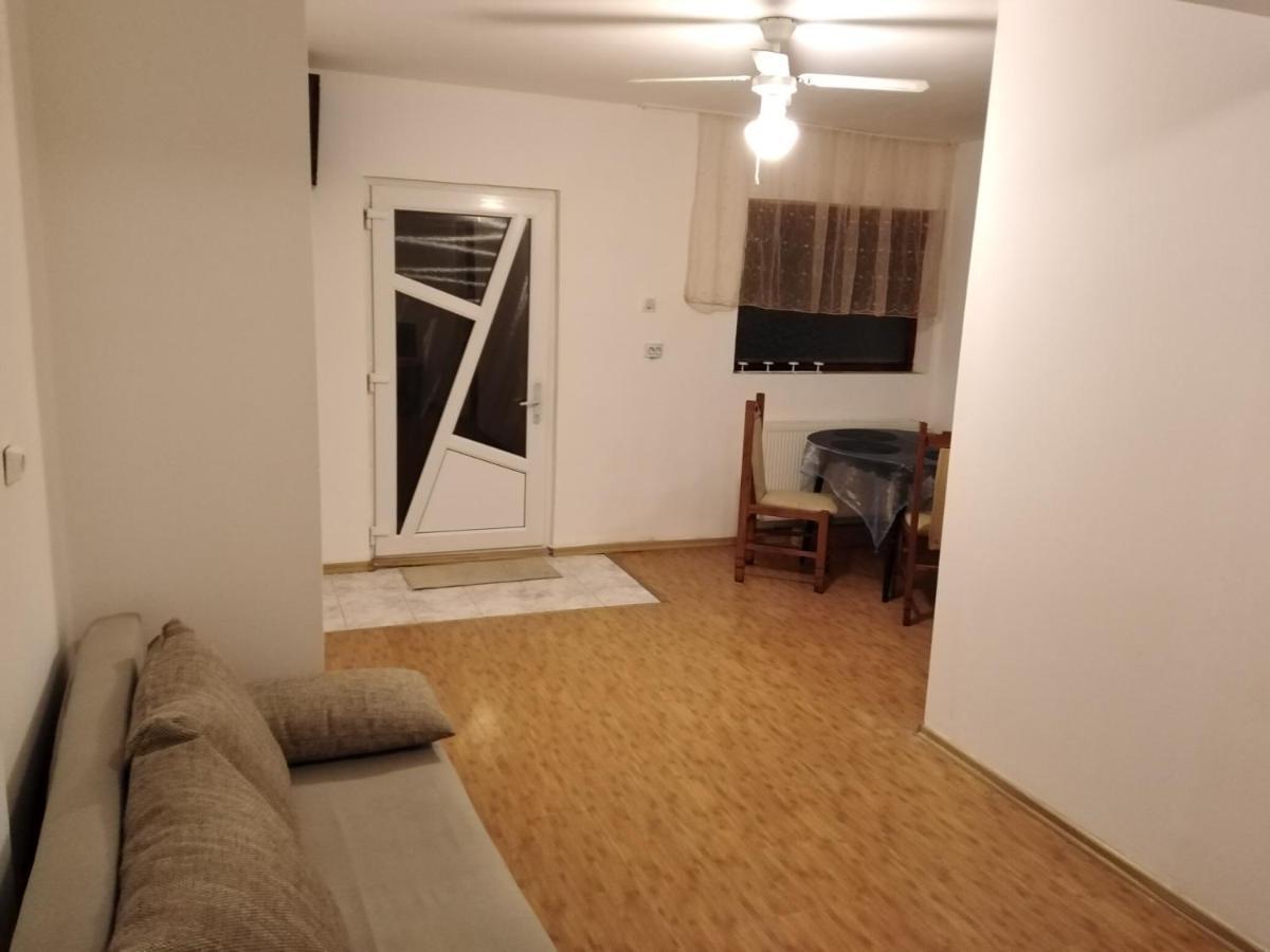 Apartament S&F Dej Bagian luar foto